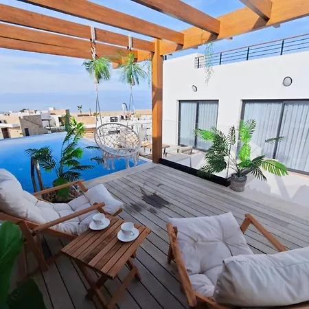 Daire Exclusive Penthouse With Private Pool Panoramic Views Girne