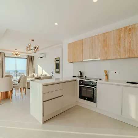 Exclusive Penthouse With Private Pool Panoramic Views