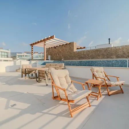 Exclusive Penthouse With Private Pool Panoramic Views * Kyrenia (Northern Cyprus)