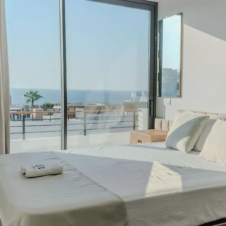 Exclusive Penthouse With Private Pool Panoramic Views *