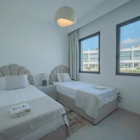 Exclusive Penthouse With Private Pool Panoramic Views Apartment *